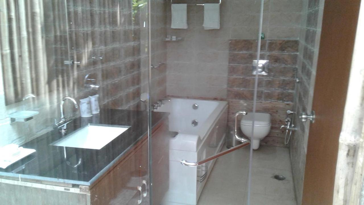 ซิซินา โอทิส รีสอร์ต Hotel กูวาฮาติ ภายนอก รูปภาพ